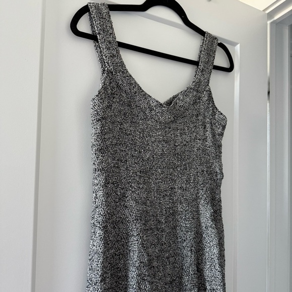 DVF black & white wool tweed midi dress - size 8 (Medium) - Picture 6 of 8